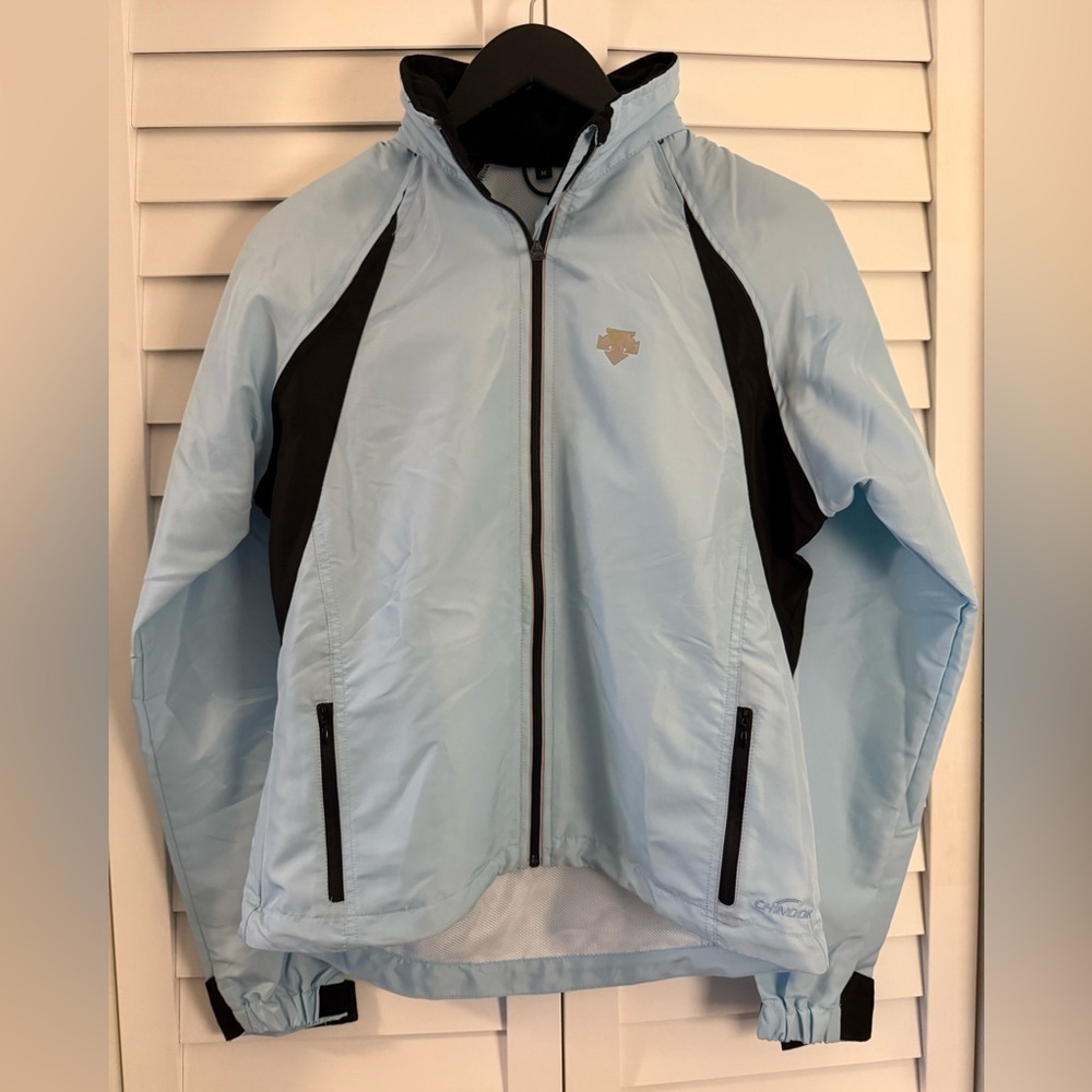 Descente Womenโs Chinook Blue and Black Convertible Windbreaker Jacket Vest Med